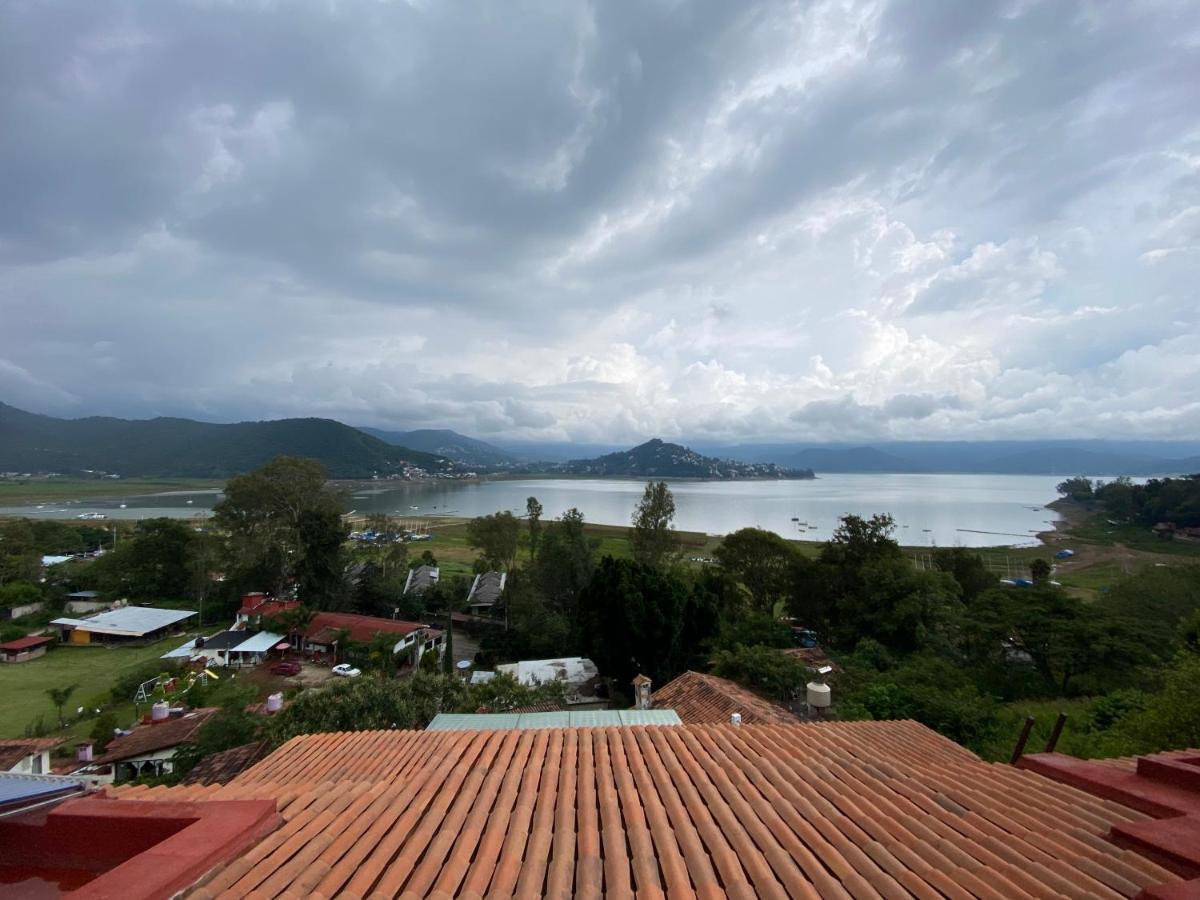 Hospedaje Anturios บาเญเดบราโว ภายนอก รูปภาพ